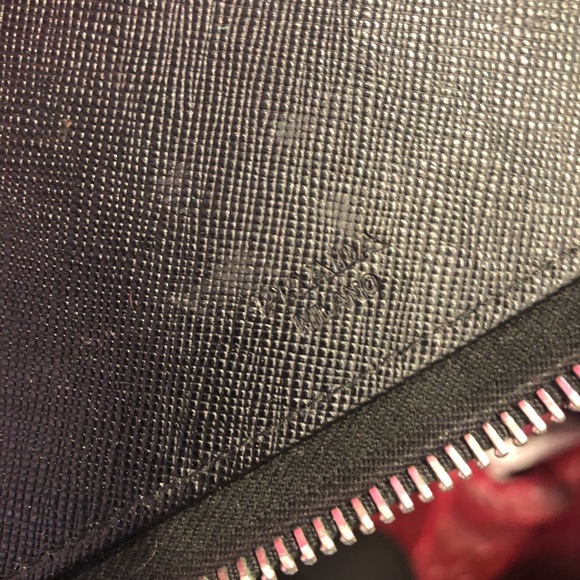 Prada wallet - Picture 4 of 5